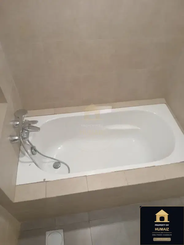 2-Bedroom Luxury Apartment (3 Bath, Suite 7) at Pearl Towers For Rent in DHA Phase 8 Karachi — Photograph 22