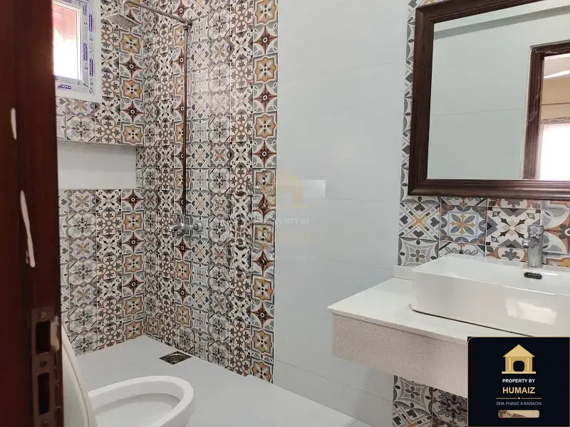 500 Sq. Yd. 6-Bedroom Luxury Villa (6 Bath, Residence 2) in Zone A For Sale in DHA Phase 8 Karachi — Photograph 5