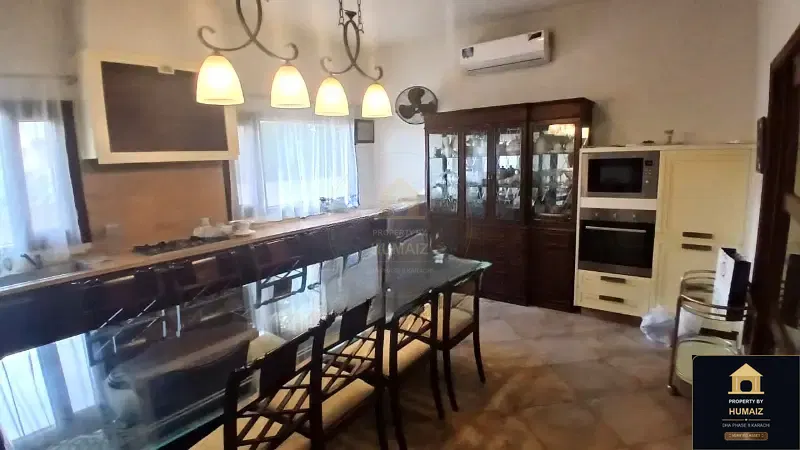 1,000 Sq. Yd. 7-Bedroom Luxury Villa (Basement, 7 Bath, Residence 4) in DHA Phase 8 For Sale in DHA Phase 8 Karachi — Photograph 11