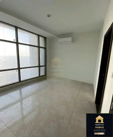 2-Bedroom Luxury Apartment (2 Bath, Suite 3) at Pearl Towers For Rent in DHA Phase 8 Karachi — Photograph 2