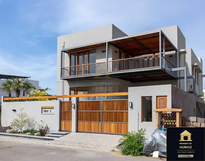 500 Sq. Yd. 5-Bedroom Luxury Villa (West Open, 5 Bath, Residence 43) in DHA Phase 8 For Sale in DHA Phase 8 Karachi — Photograph 2