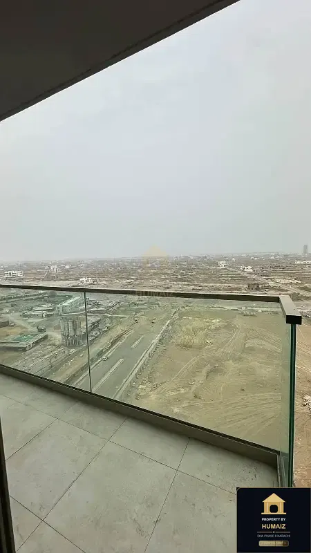 3-Bedroom Luxury Apartment (Sea Facing, 4 Bath, Suite 74) at The Views For Sale in DHA Phase 8 Karachi — Photograph 4