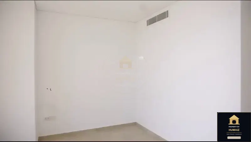 3-Bedroom Luxury Apartment (Private Pool, 3 Bath, Suite 32) at The Views For Sale in DHA Phase 8 Karachi — Photograph 9