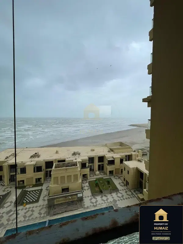 3-Bedroom Luxury Apartment (Sea Facing, 5 Bath, Suite 15) at Coral Towers For Sale in DHA Phase 8 Karachi — Photograph 9
