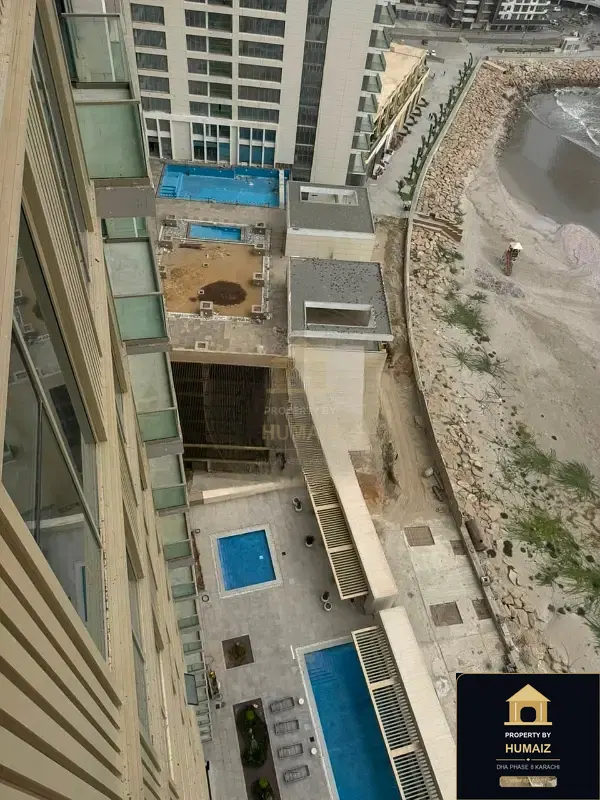 3-Bedroom Luxury Apartment (Sea Facing, 5 Bath, Suite 21) at The Views For Sale in DHA Phase 8 Karachi — Photograph 4