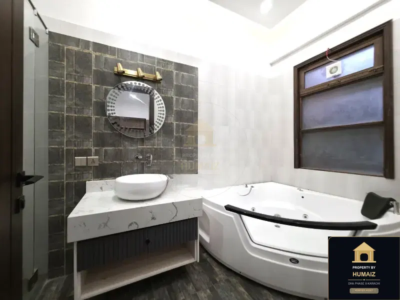500 Sq. Yd. 6-Bedroom Luxury Villa (Basement, 7 Bath, Residence 42) in DHA Phase 8 For Sale in DHA Phase 8 Karachi — Photograph 37