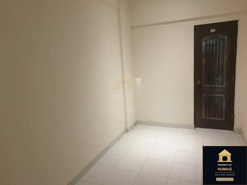 58 Sq. Yd. Corporate Office Space (Unit 4) on Zulfiqar Commercial For Sale in DHA Phase 8 Karachi — Photograph 16