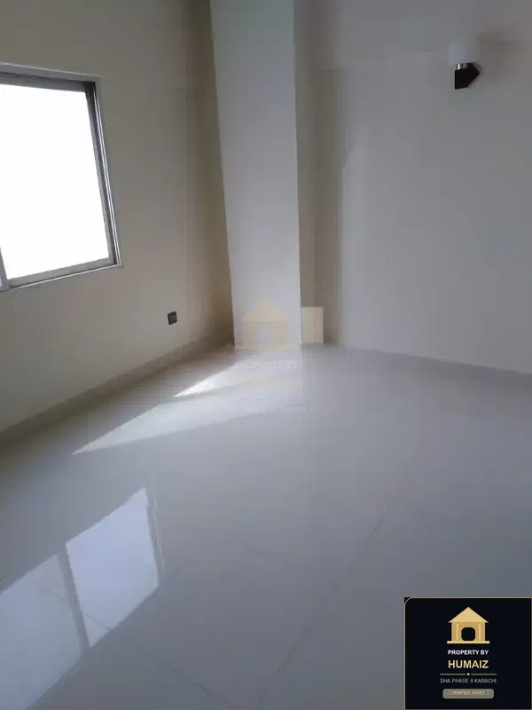 3-Bedroom Luxury Apartment (West Open, 3 Bath, Suite 9) on Al-Murtaza Commercial For Sale in DHA Phase 8 Karachi — Photograph 3