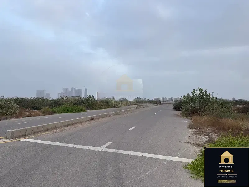 200 Sq. Yd. Commercial Plot (Parcel 37) on Peninsula Commercial For Sale in DHA Phase 8 Karachi — Photograph 3
