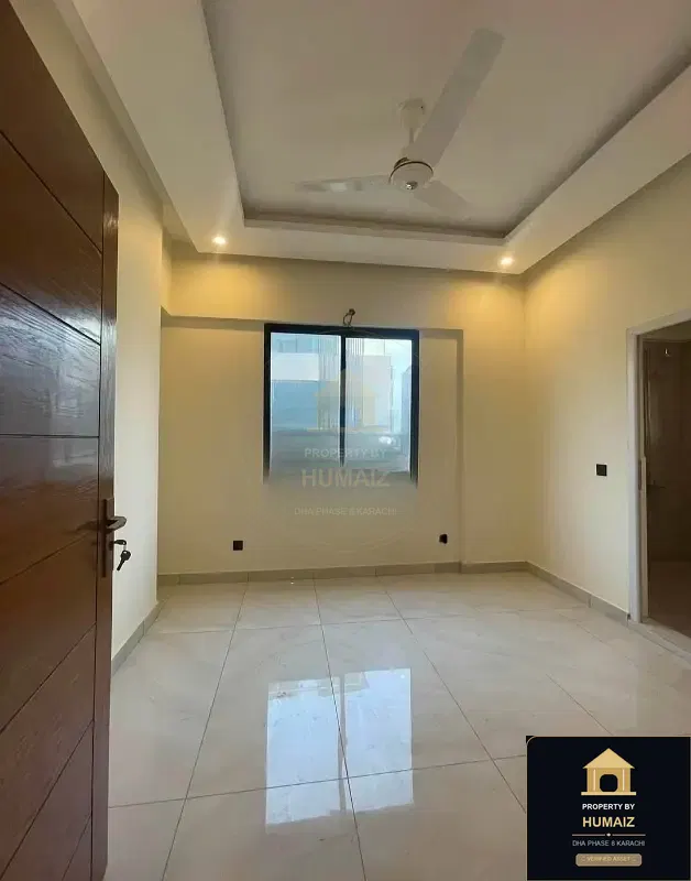 3-Bedroom Luxury Apartment (3 Bath, Suite 14) on Al-Murtaza Commercial For Rent in DHA Phase 8 Karachi — Photograph 3