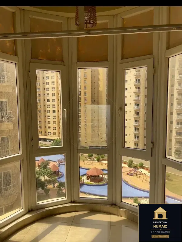 3-Bedroom Luxury Apartment (4 Bath, Suite 7) at Creek Vistas For Rent in DHA Phase 8 Karachi — Photograph 2