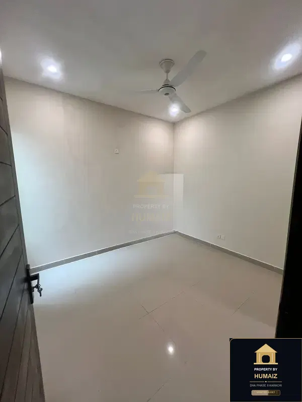 120 Sq. Yd. 4-Bedroom Luxury Villa in Zone B For Rent in DHA Phase 8 Karachi — Photograph 11