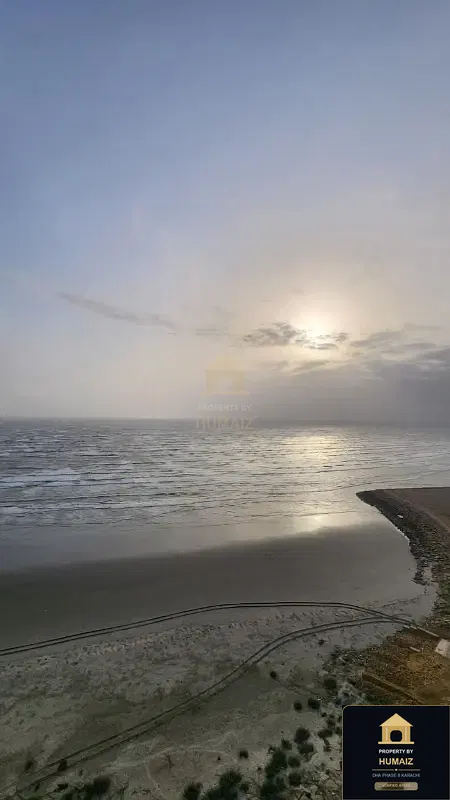 3-Bedroom Luxury Apartment (Sea Facing, 5 Bath, Suite 7) at The Views For Rent in DHA Phase 8 Karachi — Photograph 10