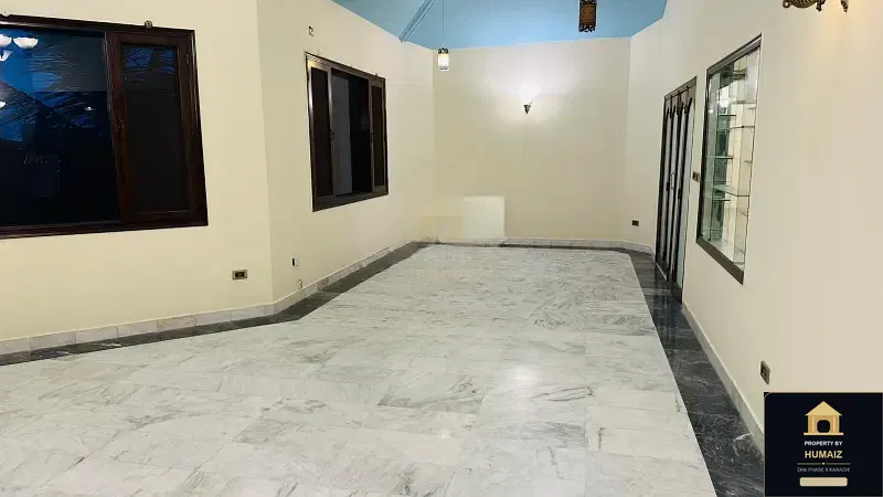 4-Bedroom Upper/Lower Portion (5 Bath, Unit 2) in DHA Phase 8 For Rent in DHA Phase 8 Karachi — Photograph 7