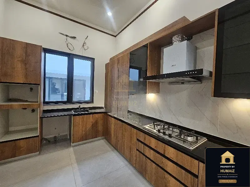 500 Sq. Yd. 4-Bedroom Luxury Villa (5 Bath, Residence 3) in DHA Phase 8 For Rent in DHA Phase 8 Karachi — Photograph 3