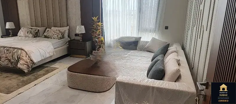 1,000 Sq. Yd. 6-Bedroom Luxury Villa (Private Pool, 6 Bath, Residence 43) in DHA Phase 8 For Sale in DHA Phase 8 Karachi — Photograph 17