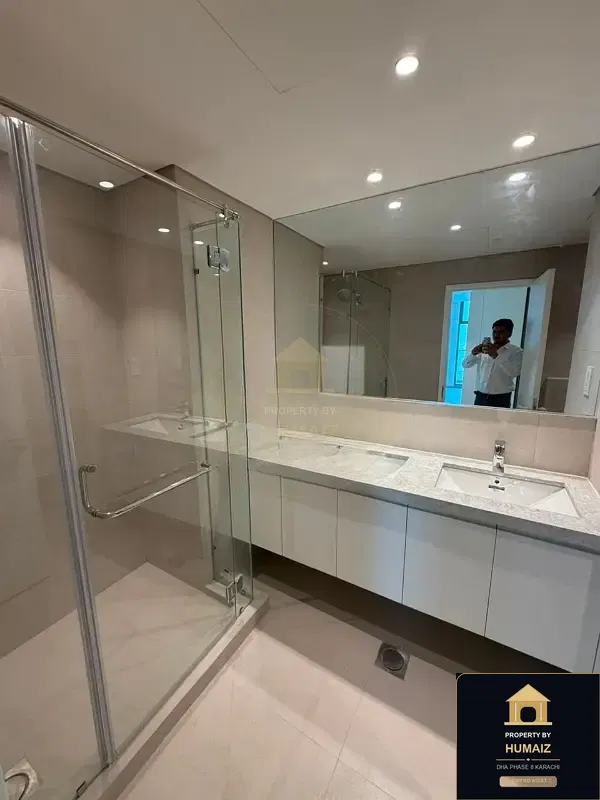 Luxury High-Rise Residence at The Views For Sale in DHA Phase 8 Karachi — Photograph 18