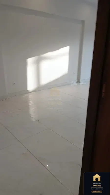 100 Sq. Yd. Corporate Office Space on Khayaban-e-Shaheen For Rent in DHA Phase 8 Karachi — Photograph 3