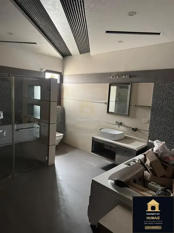 500 Sq. Yd. 7-Bedroom Luxury Villa on Al-Murtaza Commercial For Sale in DHA Phase 8 Karachi — Photograph 22
