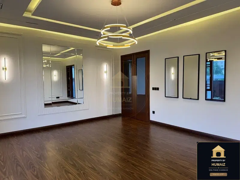 120 Sq. Yd. 4-Bedroom Luxury Villa (Basement, 5 Bath, Residence 1) in DHA Phase 8 For Sale in DHA Phase 8 Karachi — Photograph 2