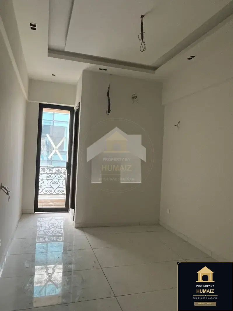 3-Bedroom Luxury Apartment (Boulevard Facing, 4 Bath, Suite 5) in DHA Phase 8 For Sale in DHA Phase 8 Karachi — Photograph 9