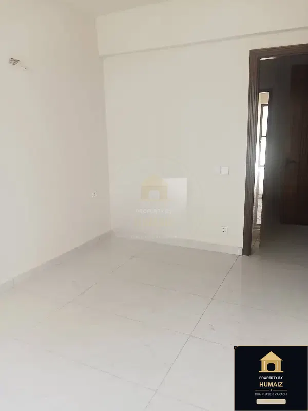 3-Bedroom Luxury Apartment (3 Bath, Suite 16) on Al-Murtaza Commercial For Rent in DHA Phase 8 Karachi — Photograph 16
