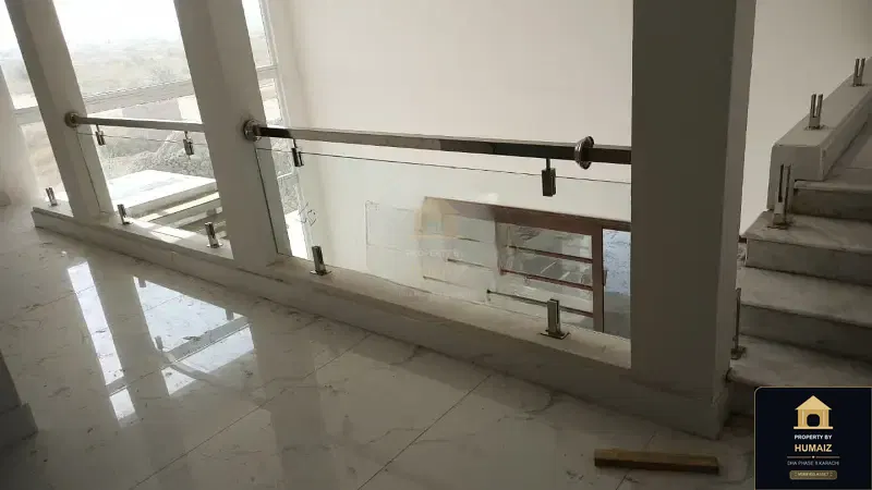 666 Sq. Yd. 6-Bedroom Luxury Villa (Private Pool, 7 Bath, Residence 6) in DHA Phase 8 For Sale in DHA Phase 8 Karachi — Photograph 9