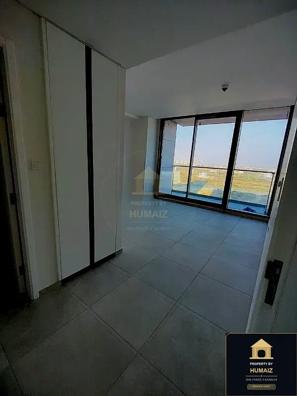 2-Bedroom Luxury Apartment (Sea Facing, 2 Bath, Suite 8) at Emaar Oceanfront For Rent in DHA Phase 8 Karachi — Photograph 8