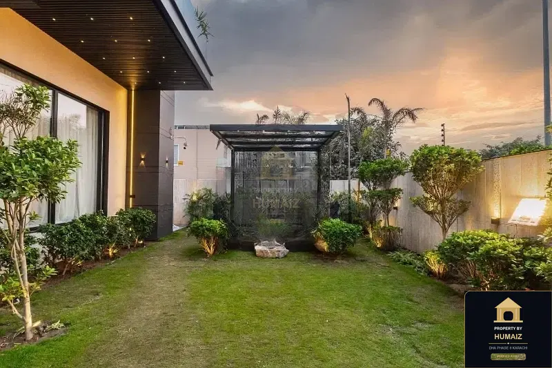 1,000 Sq. Yd. 10-Bedroom Luxury Villa in DHA Phase 8 For Sale in DHA Phase 8 Karachi — Photograph 3