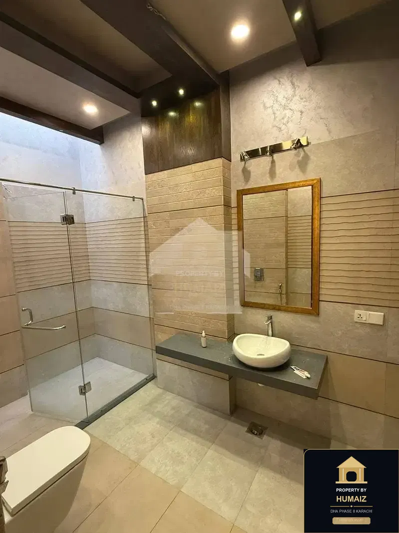 500 Sq. Yd. 6-Bedroom Luxury Villa (Basement, 6 Bath, Residence 132) in DHA Phase 8 For Sale in DHA Phase 8 Karachi — Photograph 8