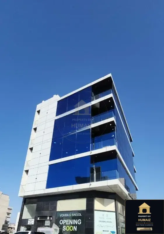 200 Sq. Yd. Commercial Building (Corner, 4 Bath, Unit 5) on Zulfiqar Commercial For Sale in DHA Phase 8 Karachi — Photograph 3