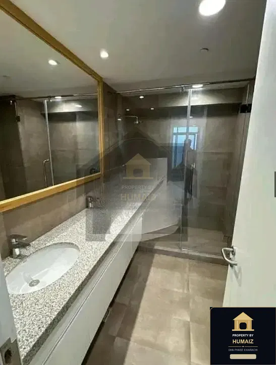 3-Bedroom Luxury Apartment (Sea Facing, 5 Bath, Suite 30) at The Views For Sale in DHA Phase 8 Karachi — Photograph 4