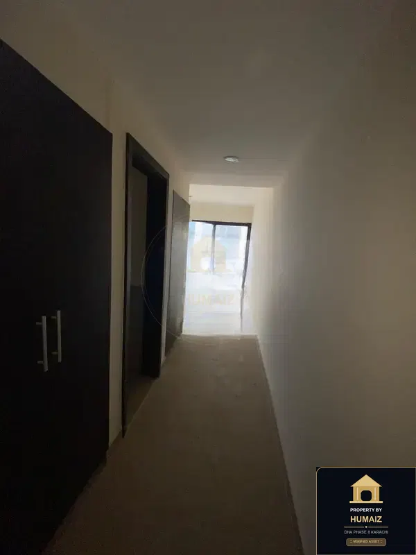 4-Bedroom Luxury Apartment (Sea Facing, 6 Bath, Suite 6) at Coral Towers For Sale in DHA Phase 8 Karachi — Photograph 12