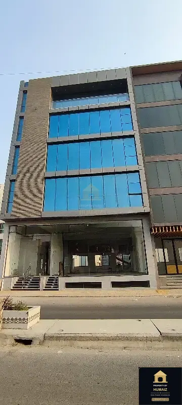 189 Sq. Yd. Commercial Retail Shop (Basement, Unit 1) on Al-Murtaza Commercial For Rent in DHA Phase 8 Karachi — Photograph 4