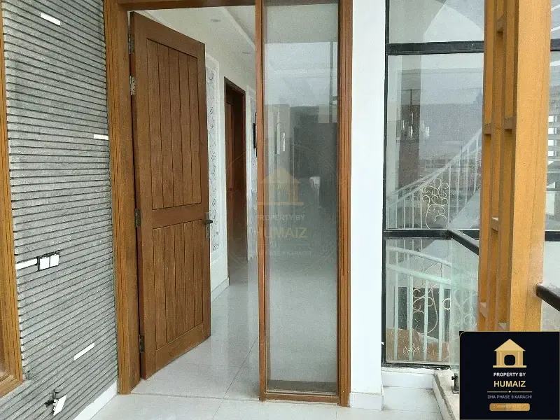300 Sq. Yd. 4-Bedroom Luxury Villa (Basement, 4 Bath, Residence 3) in Khayaban-e-Sahil For Sale in DHA Phase 8 Karachi — Photograph 28