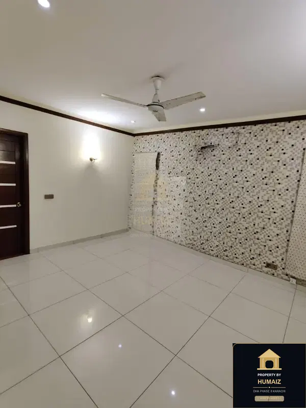500 Sq. Yd. 6-Bedroom Luxury Villa (Private Pool, 7 Bath, Residence 19) in DHA Phase 8 For Rent in DHA Phase 8 Karachi — Photograph 16