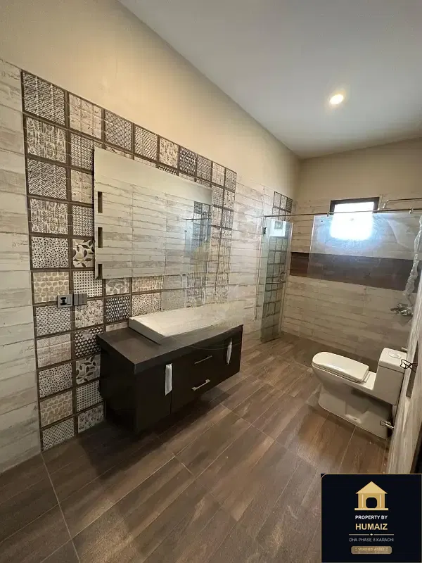 3-Bedroom Upper/Lower Portion (4 Bath, Unit 4) in DHA Phase 8 For Rent in DHA Phase 8 Karachi — Photograph 18