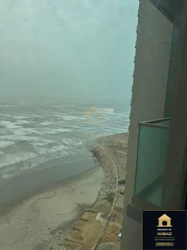 3-Bedroom Luxury Apartment (Sea Facing, 5 Bath, Suite 5) at The Views For Rent in DHA Phase 8 Karachi — Photograph 25