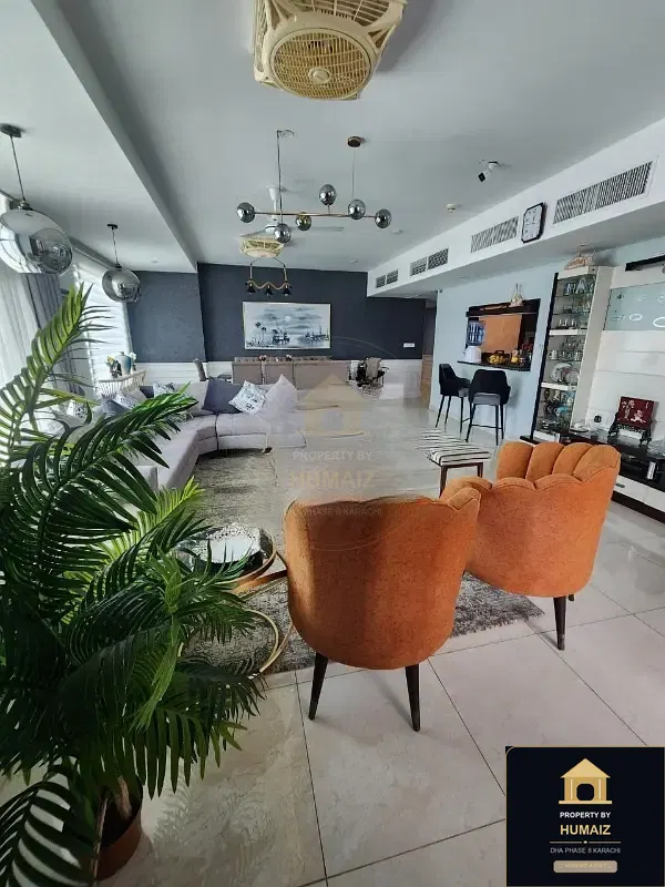 4-Bedroom Luxury Apartment (Sea Facing, Suite 10) at Pearl Towers For Sale in DHA Phase 8 Karachi — Photograph 11