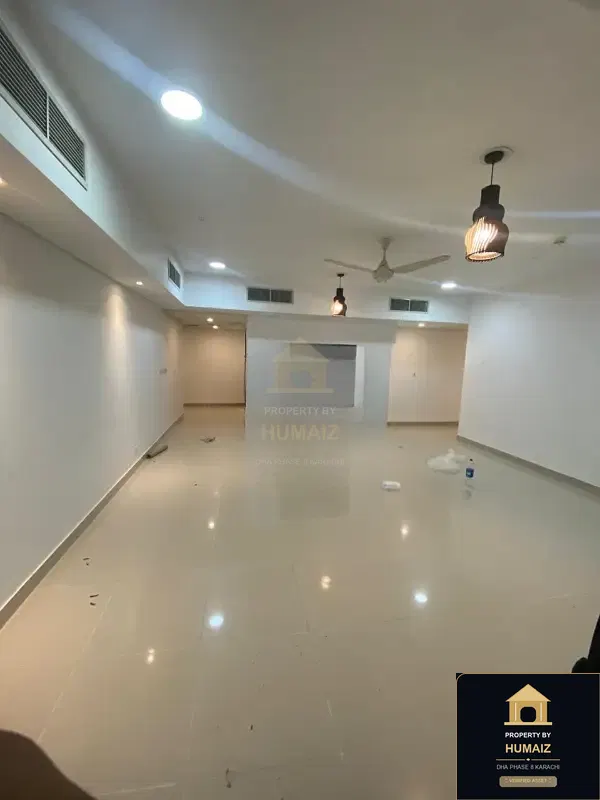 2-Bedroom Luxury Apartment (Sea Facing, 4 Bath, Suite 3) at Reef Towers For Rent in DHA Phase 8 Karachi — Photograph 14