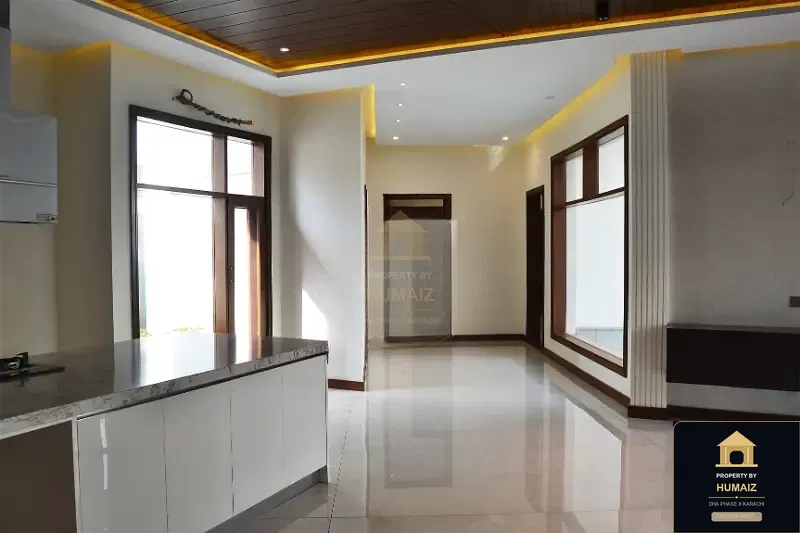 1,000 Sq. Yd. 6-Bedroom Luxury Villa (Basement, 7 Bath, Residence 58) in DHA Phase 8 For Sale in DHA Phase 8 Karachi — Photograph 10