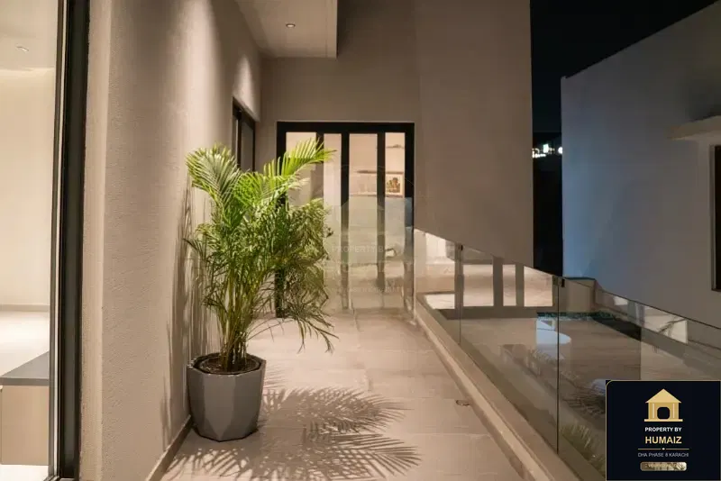 500 Sq. Yd. 6-Bedroom Luxury Villa (Basement, 7 Bath, Residence 24) in DHA Phase 8 For Sale in DHA Phase 8 Karachi — Photograph 13