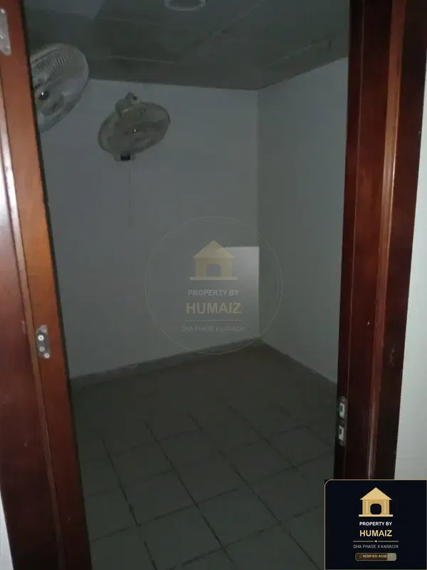 4-Bedroom Luxury Apartment (Sea Facing, 6 Bath, Suite 1) at Coral Towers For Rent in DHA Phase 8 Karachi — Photograph 3
