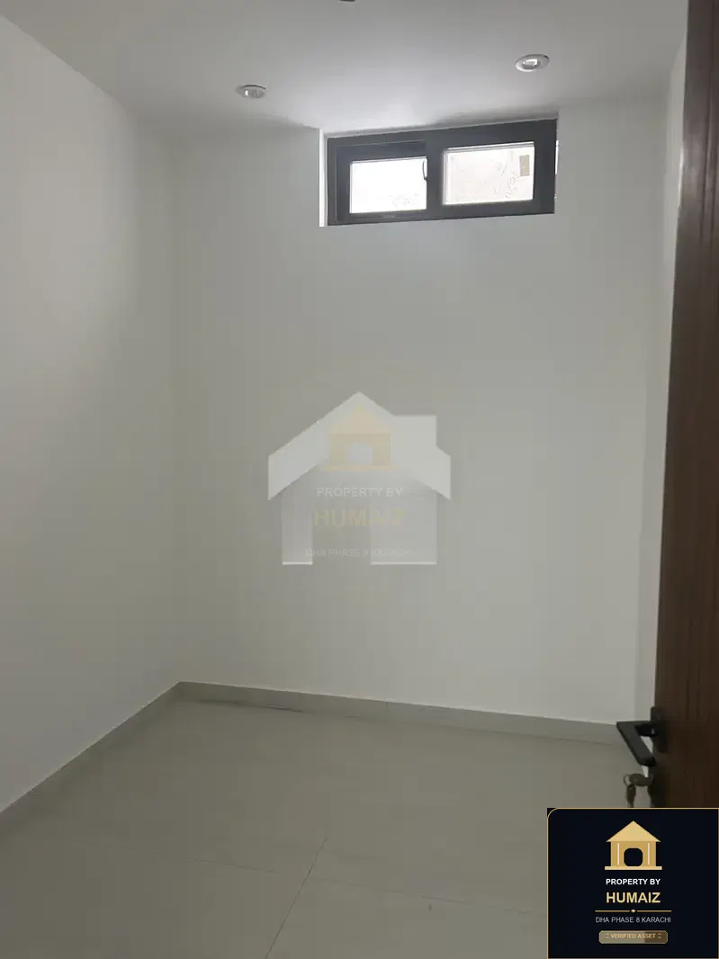 300 Sq. Yd. 5-Bedroom Luxury Villa at Panorama For Sale in DHA Phase 8 Karachi — Photograph 20