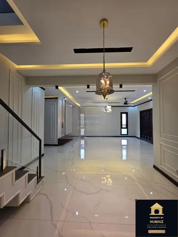 500 Sq. Yd. 6-Bedroom Luxury Villa (Basement, 6 Bath, Residence 100) in DHA Phase 8 For Sale in DHA Phase 8 Karachi — Photograph 19