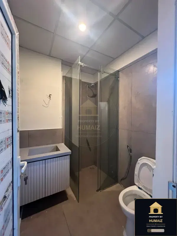 3-Bedroom Luxury Apartment (Corner, 3 Bath, Suite 34) on Al-Murtaza Commercial For Sale in DHA Phase 8 Karachi — Photograph 8