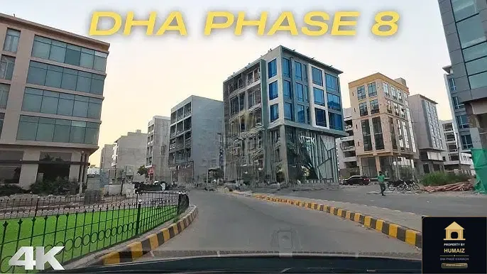 2-Bedroom Luxury Apartment (Sea Facing, 2 Bath, Suite 10) at Coral Towers For Sale in DHA Phase 8 Karachi — Photograph 7