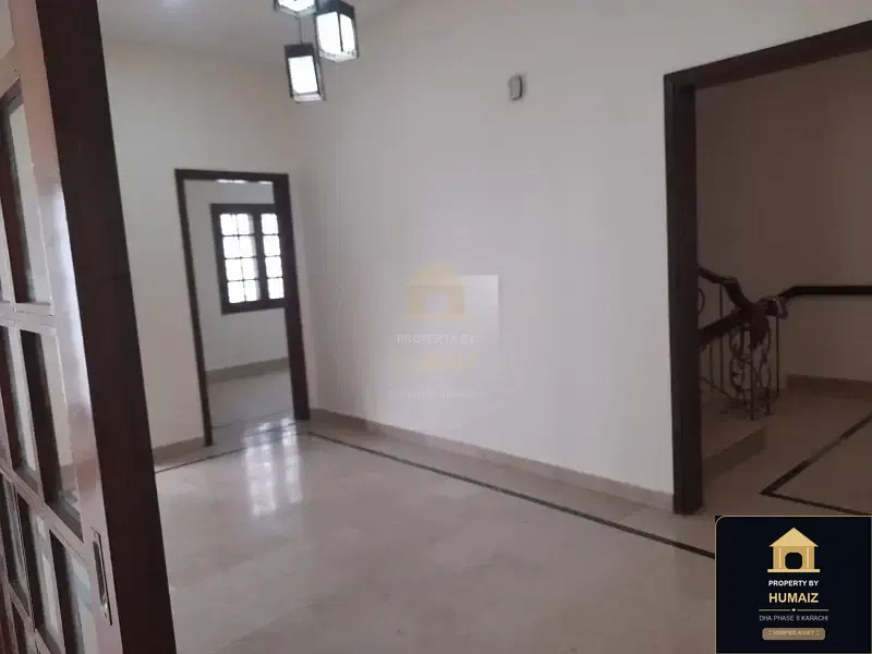 3-Bedroom Upper/Lower Portion (3 Bath, Unit 3) in Zone A For Rent in DHA Phase 8 Karachi — Photograph 7