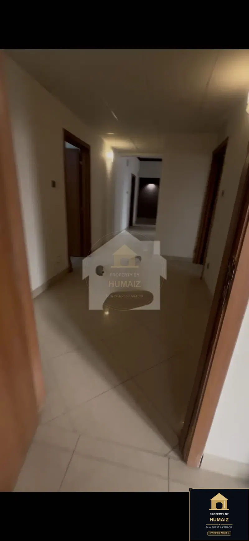 4-Bedroom Luxury Apartment (5 Bath, Suite 33) at Creek Vistas For Sale in DHA Phase 8 Karachi — Photograph 5