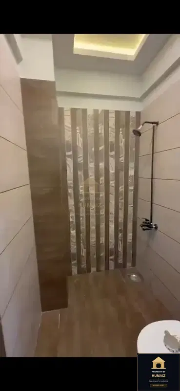 3-Bedroom Luxury Apartment (3 Bath, Suite 21) on Al-Murtaza Commercial For Rent in DHA Phase 8 Karachi — Photograph 7